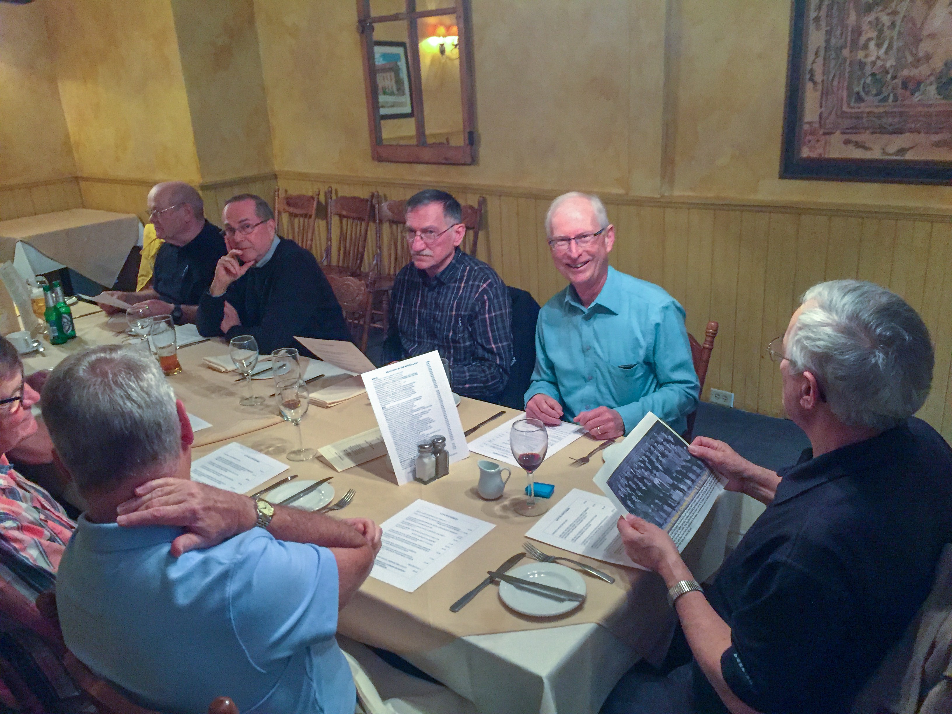 Class Lunch May 2017 (3).jpg