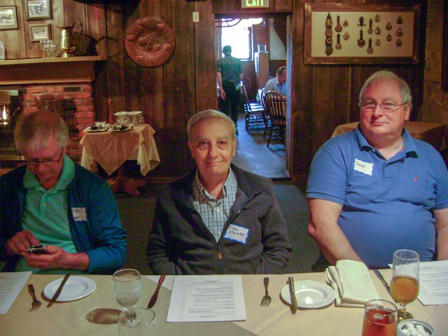 May 2018 Class Lunch (8).jpg