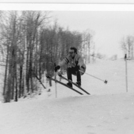 UofW Ski Trip_Winter 1970_0001 (3).jpg